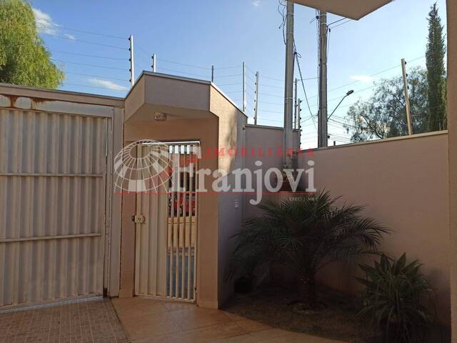 #389 - Sobrado para Venda em Arapongas - PR - 3