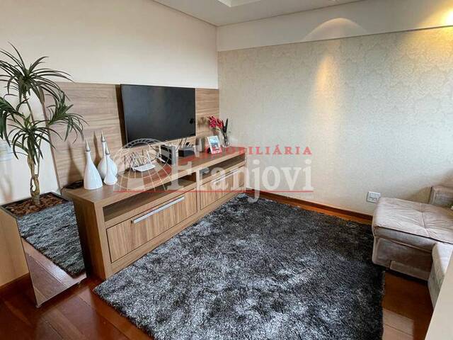 #636 - Apartamento para Venda em Arapongas - PR