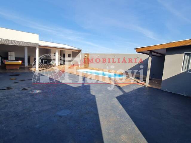 #972 - Casa para Venda em Arapongas - PR