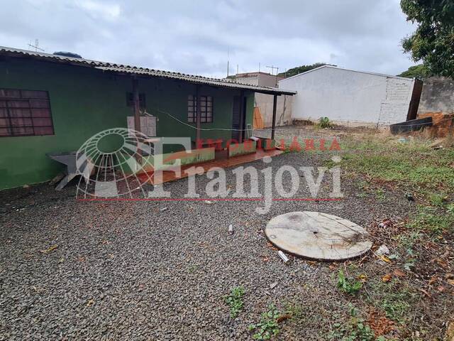 #1046 - Casa para Venda em Arapongas - PR