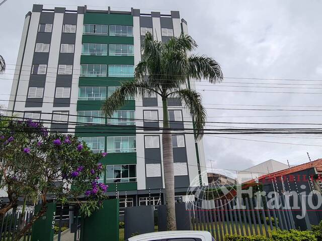 #1115 - Apartamento para Venda em Arapongas - PR