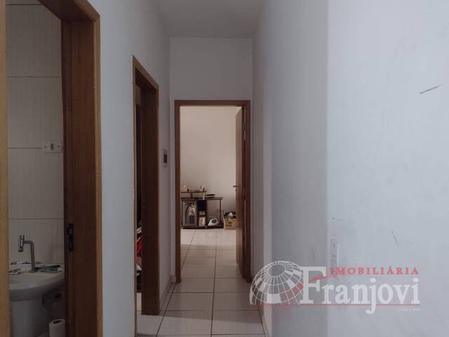 #1177 - Casa para Venda em Arapongas - PR