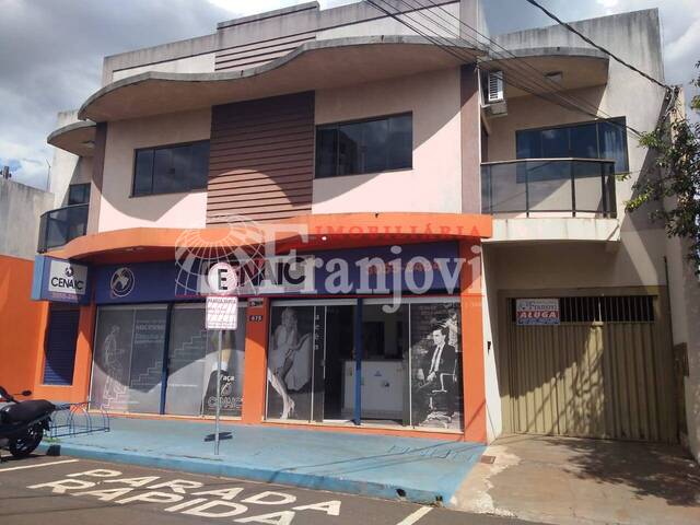 #1213 - Apartamento para Locação em Arapongas - PR