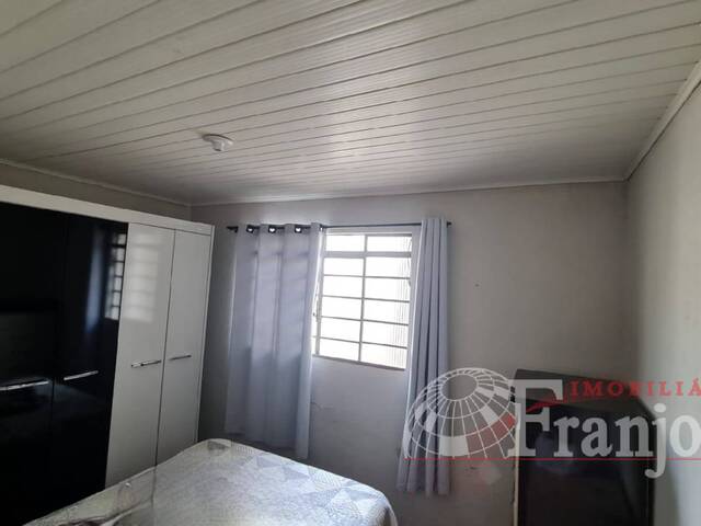 #1273 - Casa para Venda em Arapongas - PR