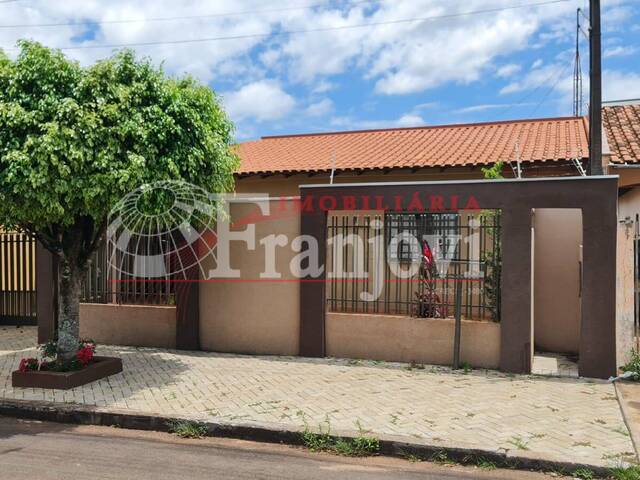 Casa para Venda em Arapongas - 2