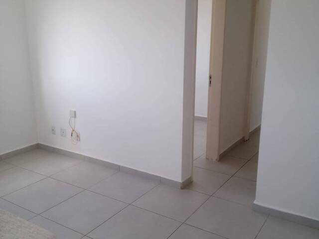 #1323 - Apartamento para Venda em Arapongas - PR - 2