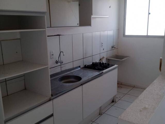 #1323 - Apartamento para Venda em Arapongas - PR - 3