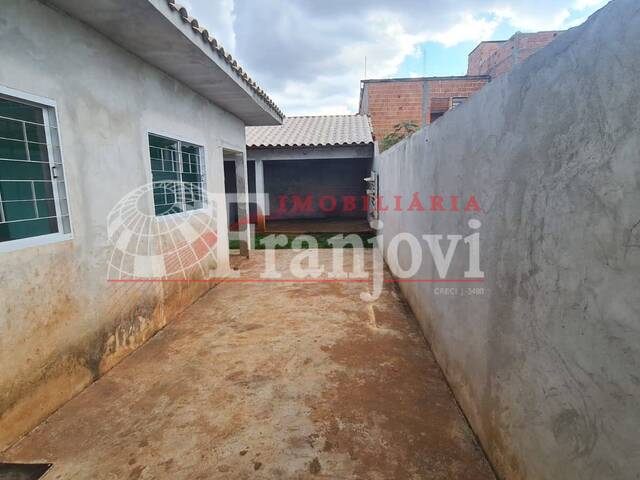 #1390 - Casa para Venda em Arapongas - PR