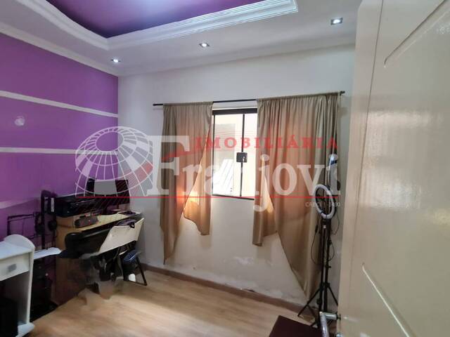 #1397 - Casa para Venda em Arapongas - PR