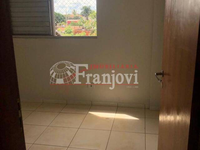 Apartamento para Venda em Arapongas - 5