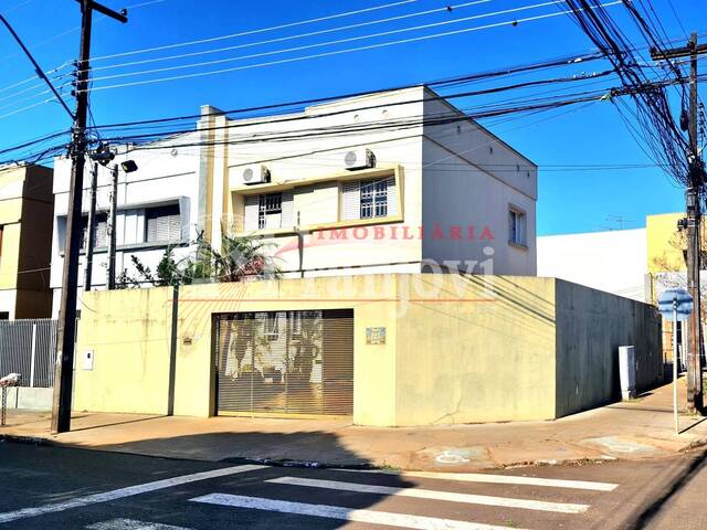 #1602 - Casa para Venda em Arapongas - PR