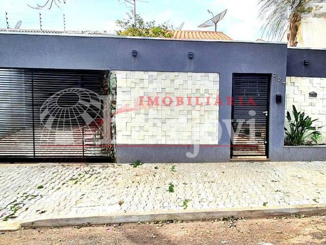 #1666 - Casa para Venda em Arapongas - PR