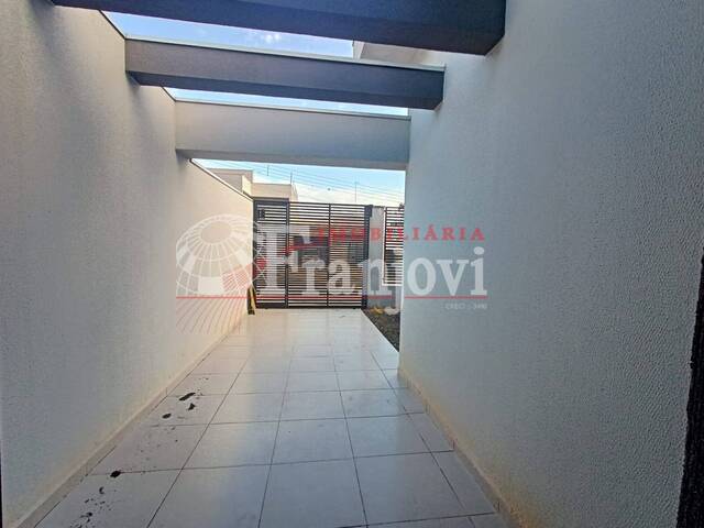 #1673 - Casa para Venda em Arapongas - PR