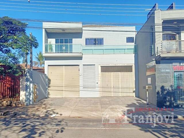 #1687 - Salão Comercial para Locação em Arapongas - PR - 1