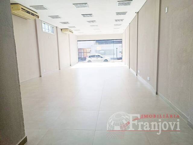 #1699 - Salão Comercial para Locação em Arapongas - PR - 3