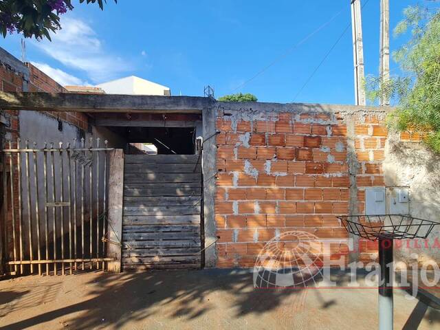 #1722 - Casa para Venda em Arapongas - PR