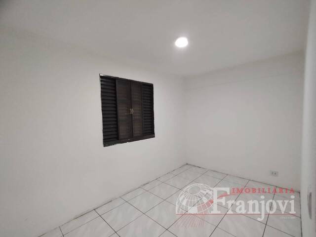 #1489 - Apartamento para Venda em Arapongas - PR - 3