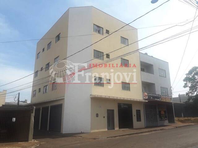 #1813 - Apartamento para Locação em Arapongas - PR - 1