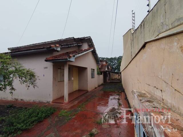 #1824 - Casa para Venda em Arapongas - PR