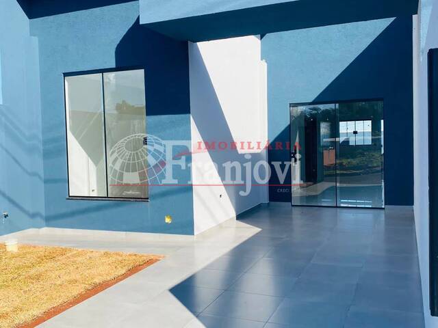 #1905 - Casa para Venda em Arapongas - PR