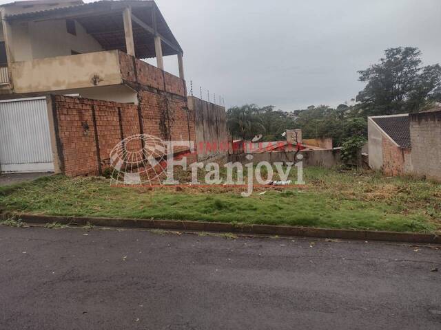 #1906 - Casa para Venda em Arapongas - PR