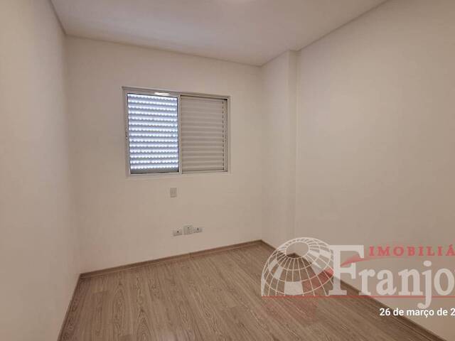 #2051 - Apartamento para Locação em Arapongas - PR - 2