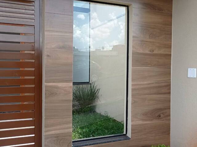 #2052 - Casa para Venda em Arapongas - PR