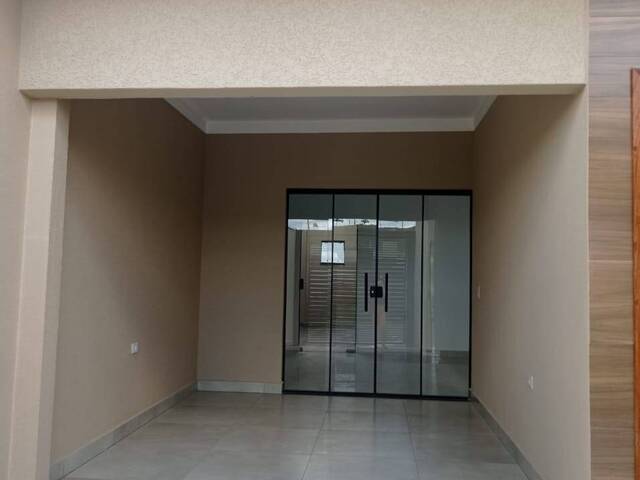 #2052 - Casa para Venda em Arapongas - PR