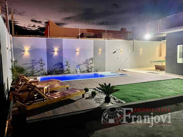 #2059 - Casa para Venda em Arapongas - PR