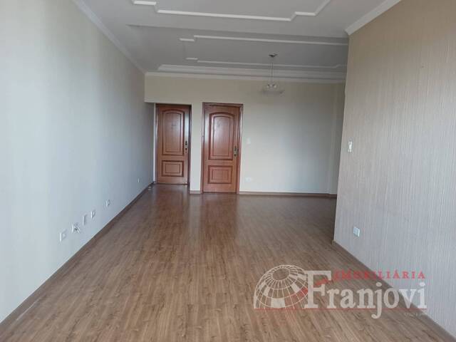 #2067 - Apartamento para Venda em Arapongas - PR - 2