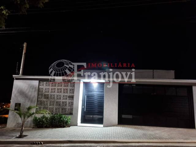 #1395 - Casa para Venda em Arapongas - PR