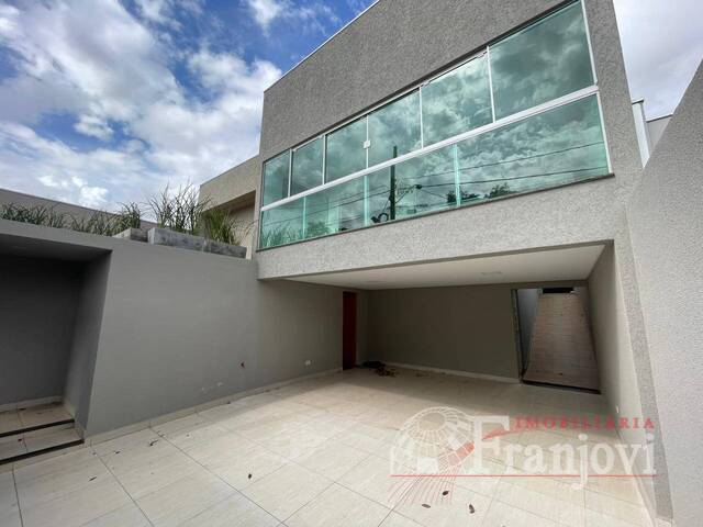 #2078 - Casa para Venda em Arapongas - PR