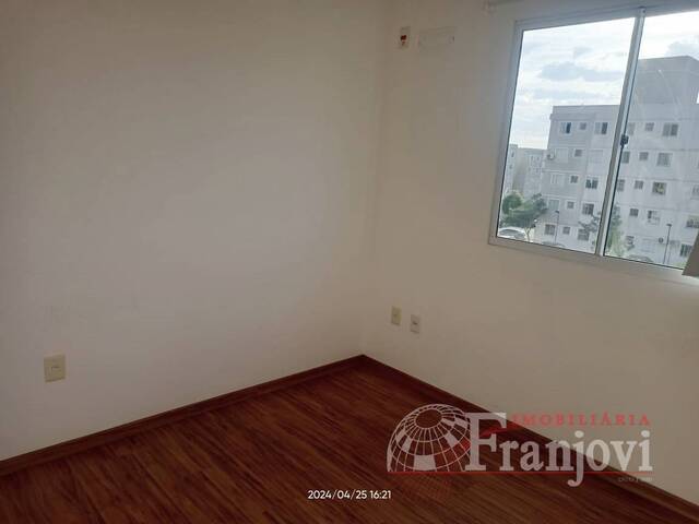 #2117 - Apartamento para Locação em Arapongas - PR - 2
