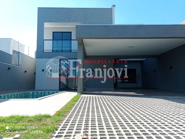 #2161 - Casa para Venda em Arapongas - PR