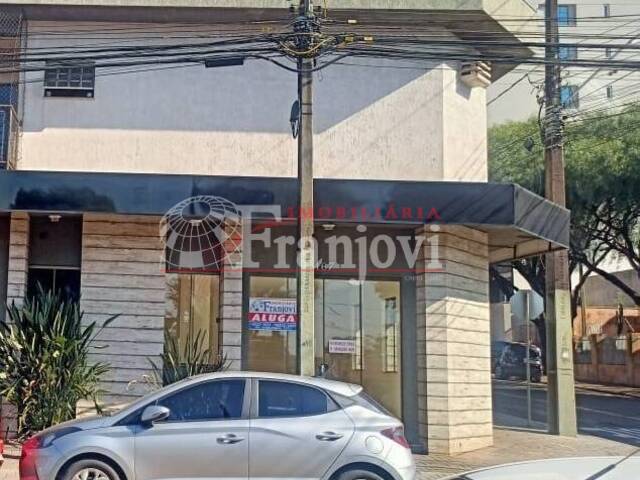 Salão Comercial para Locação em Arapongas - 4