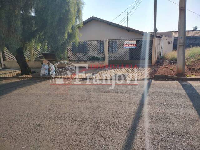 #2297 - Casa para Venda em Arapongas - PR