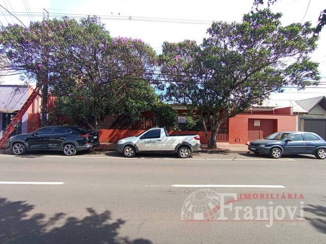 #2322 - Casa para Locação em Arapongas - PR