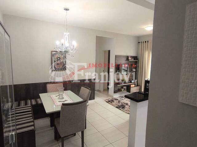 #2325 - Apartamento para Venda em Arapongas - PR