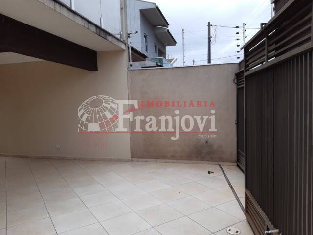 #2327 - Casa para Venda em Arapongas - PR