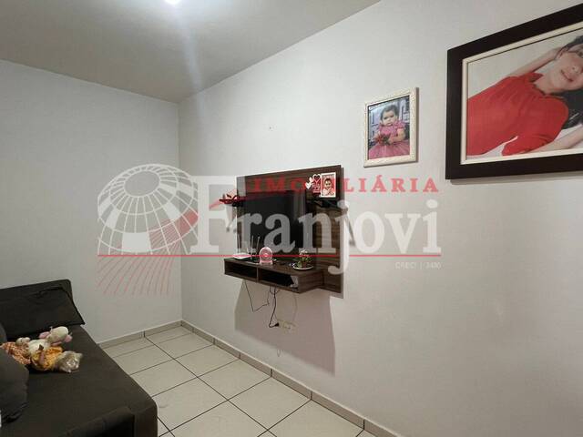 #2357 - Casa para Venda em Arapongas - PR