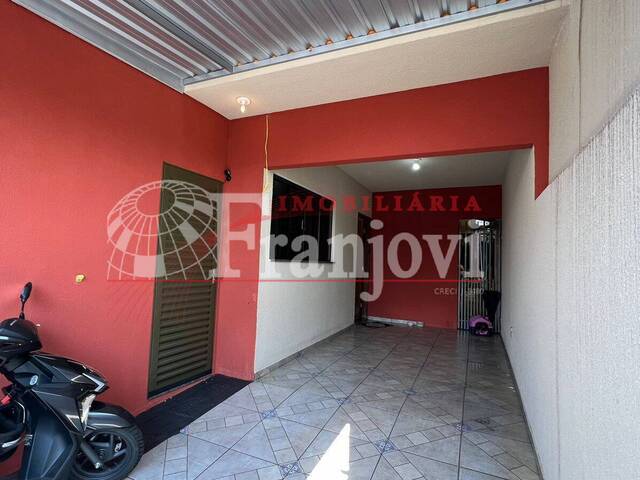 #2357 - Casa para Venda em Arapongas - PR