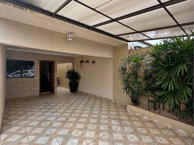 #2364 - Casa para Venda em Arapongas - PR