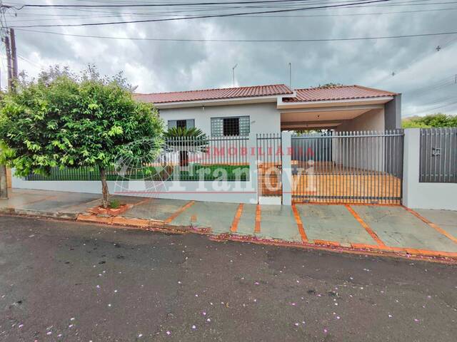 #2473 - Casa para Venda em Arapongas - PR