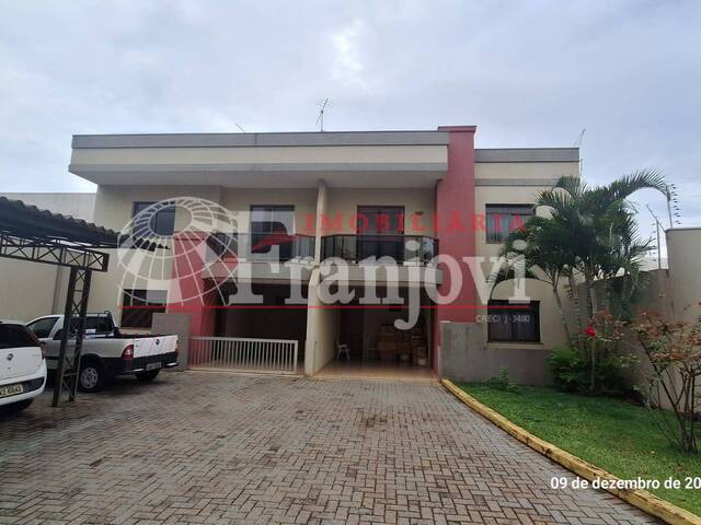 #2537 - Sobrado para Locação em Arapongas - PR - 1