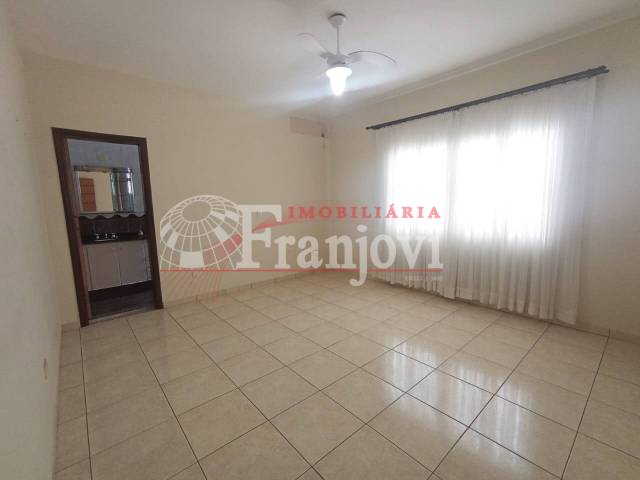 Casa para Locação em Arapongas - 2