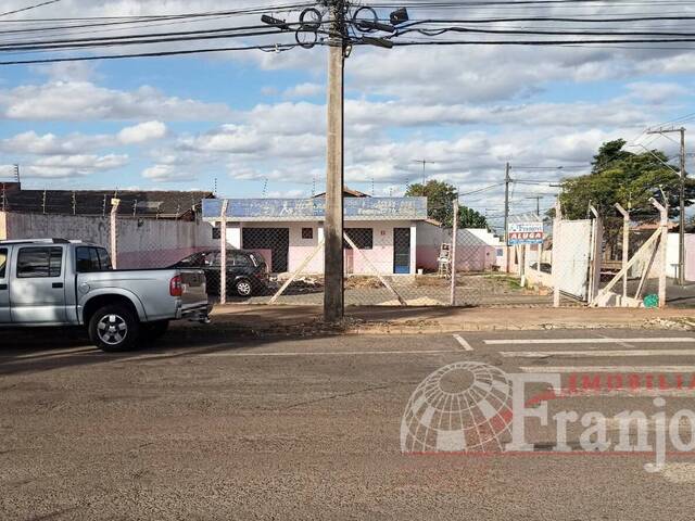 #2693 - Sala para Locação em Arapongas - PR - 2