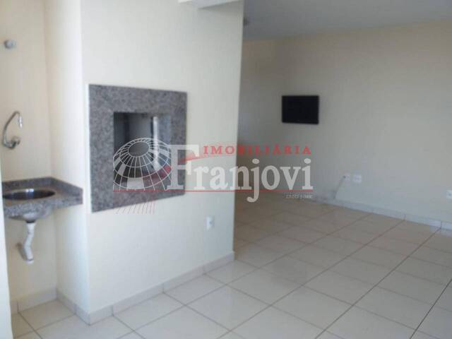 Apartamento para Venda em Arapongas - 5