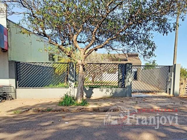 #1783 - Casa para Locação em Arapongas - PR