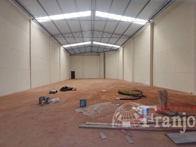 #2717 - Barracão para Locação em Arapongas - PR - 2