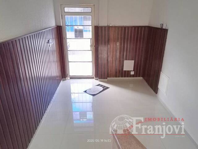 #2727 - Apartamento para Venda em Arapongas - PR - 2